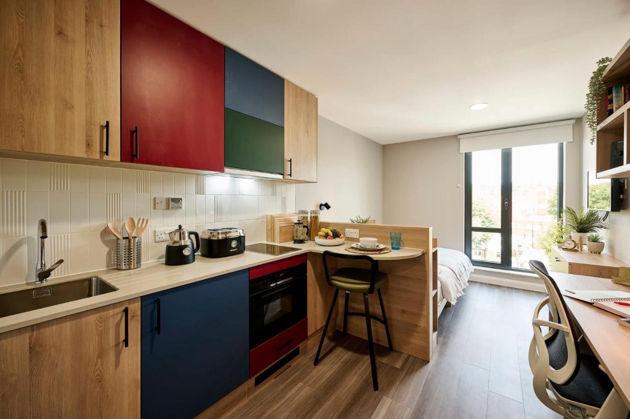 Studio Apartments At Spireworks Minutes Away From Oxford City Centre Εξωτερικό φωτογραφία